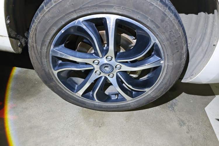 Used Haval H6 Coupe 2018 Red-Label 1.5T Automatic Two-Wheel Drive Ultra-Luxury Model Right Front Wheel Hub
