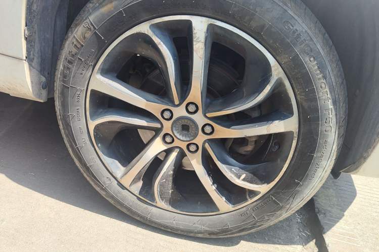Used Haval H6 Coupe 2018 Red-Label 1.5T Automatic Two-Wheel Drive Ultra-Luxury Model Right Front Wheel Hub