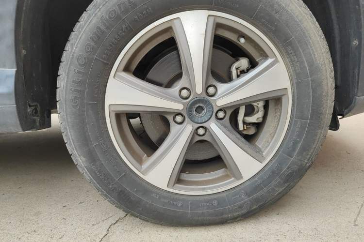 Used Haval H6 Coupe 2018 Blue Label 1.5T Automatic Two-Wheel Drive Luxury Model Right Front Wheel Hub