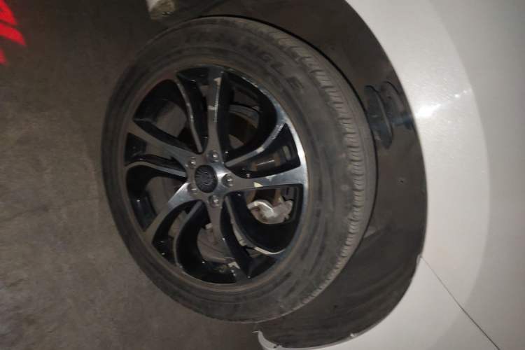 Used Haval H6 Coupe 2018 Red-Label 1.5T Automatic Two-Wheel Drive Ultra-Luxury Model Right Front Wheel Hub
