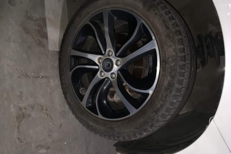 Used Haval H6 Coupe 2018 Red-Label 1.5T Automatic Two-Wheel Drive Ultra-Luxury Model Right Front Wheel Hub