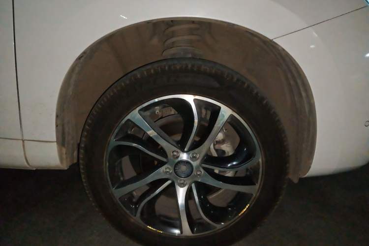 Used Haval H6 Coupe 2018 Red-Label 1.5T Automatic Two-Wheel Drive Ultra-Luxury Model Right Front Wheel Hub