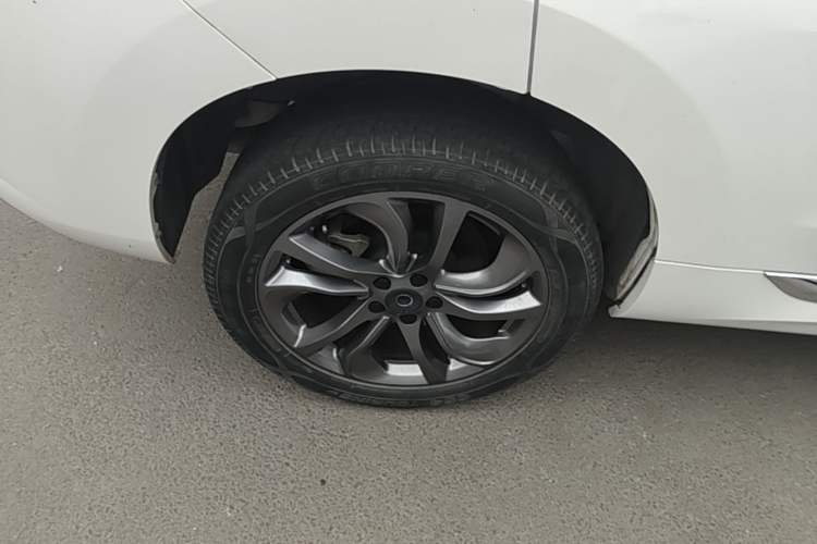 Used Haval H6 Coupe 2018 Red-Label 1.5T Automatic Two-Wheel Drive Ultra-Luxury Model Right Rear Wheel Hub