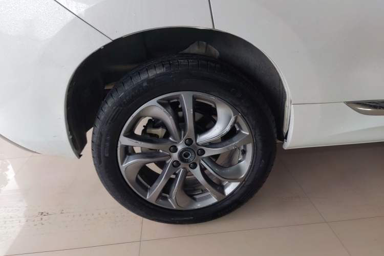 Used Haval H6 Coupe 2018 Red-Label 1.5T Automatic Two-Wheel Drive Ultra-Luxury Model Right Rear Wheel Hub
