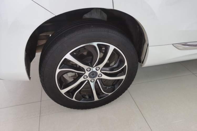 Used Haval H6 Coupe 2018 Red-Label 1.5T Automatic Two-Wheel Drive Ultra-Luxury Model Right Rear Wheel Hub