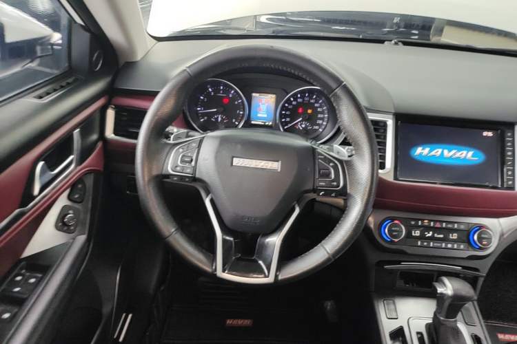Used Haval H6 Coupe 2018 Red-Label 1.5T Automatic Two-Wheel Drive Ultra-Luxury Model Steering Wheel