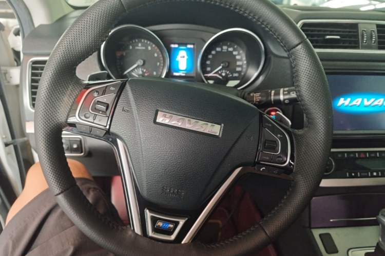 Used Haval H6 Coupe 2018 Blue Label 1.5T Automatic Two-Wheel Drive Ultra-Luxury Model Steering Wheel