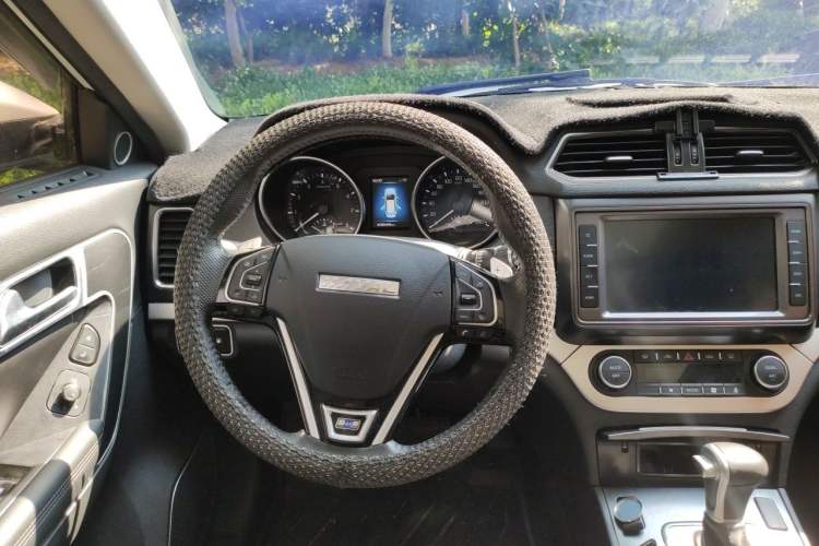 Used Haval H6 Coupe 2018 Blue Label 1.5T Automatic Two-Wheel Drive Luxury Model Steering Wheel