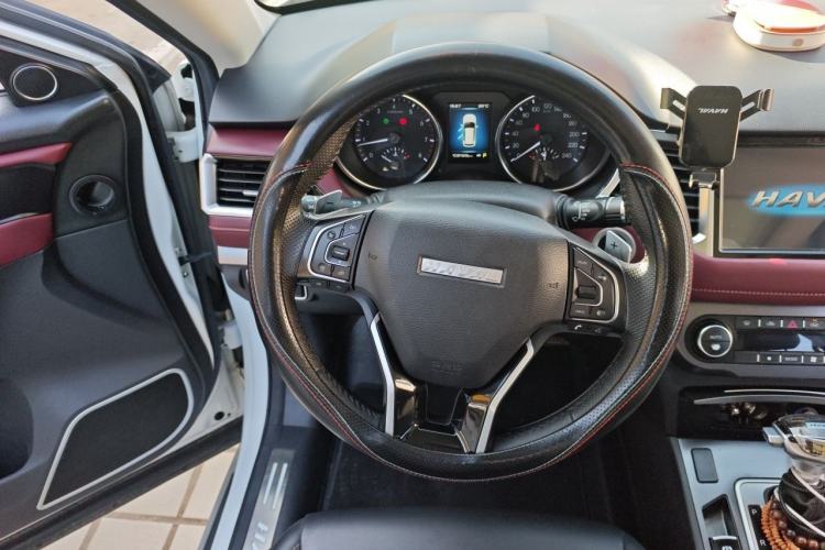 Used Haval H6 Coupe 2018 Red-Label 1.5T Automatic Two-Wheel Drive Ultra-Luxury Model Steering Wheel