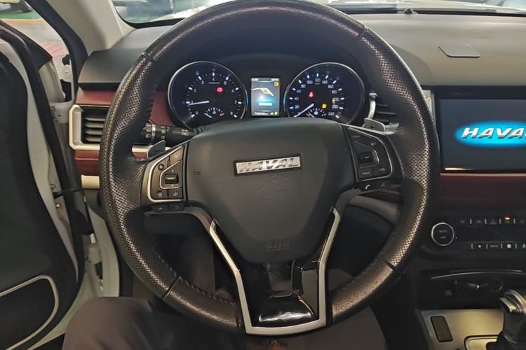Used Haval H6 Coupe 2018 Red-Label 1.5T Automatic Two-Wheel Drive Luxury Model Steering Wheel