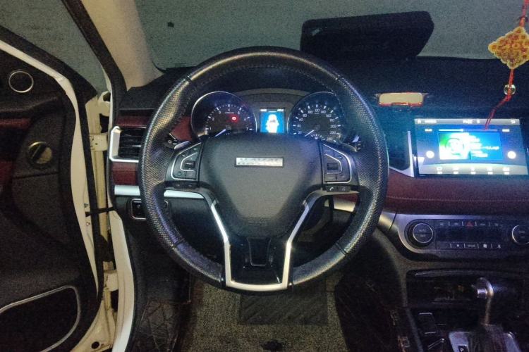 Used Haval H6 Coupe 2018 Red-Label 1.5T Automatic Two-Wheel Drive Ultra-Luxury Model Steering Wheel