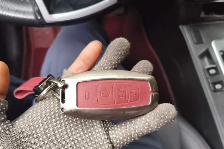 Used Haval H6 Coupe 2018 Red-Label 1.5T Automatic Two-Wheel Drive Ultra-Luxury Model Vehicle Key