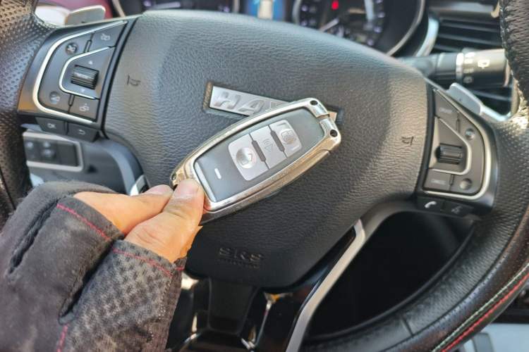 Used Haval H6 Coupe 2018 Red-Label 1.5T Automatic Two-Wheel Drive Ultra-Luxury Model Vehicle Key