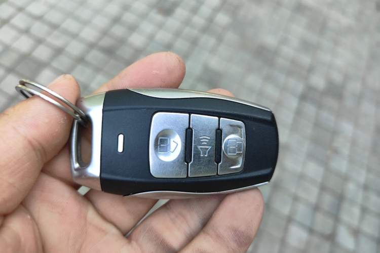 Used Haval H6 Coupe 2018 Red-Label 1.5T Automatic Two-Wheel Drive Ultra-Luxury Model Vehicle Key