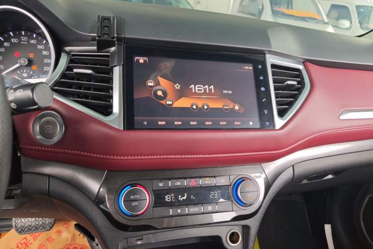 Used Haval H6 Coupe 2019 1.5T Automatic Two-Wheel Drive Luxury Smart Connectivity Version China VI Standard Audio And AC Panel