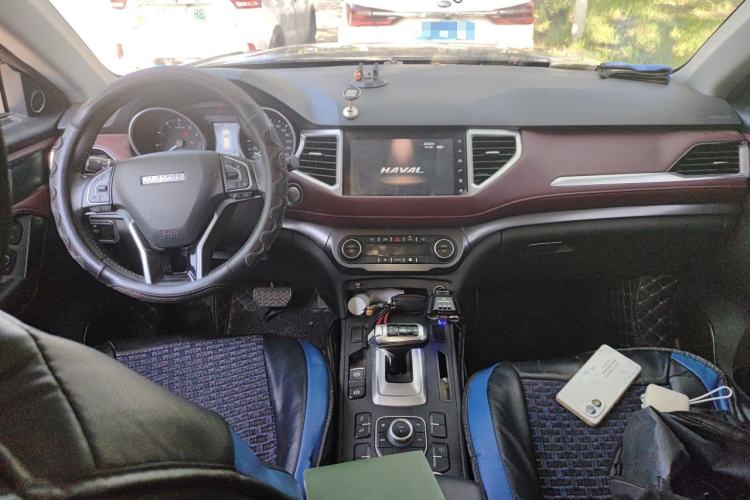 Used Haval H6 Coupe 2019 1.5T Automatic Two-Wheel Drive Elite Version China VI Standard Center Console