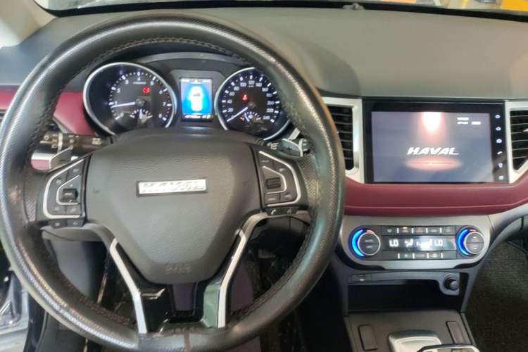 Used Haval H6 Coupe 2019 1.5T Automatic Two-Wheel Drive Luxury Smart Connectivity Version China VI Standard Center Console