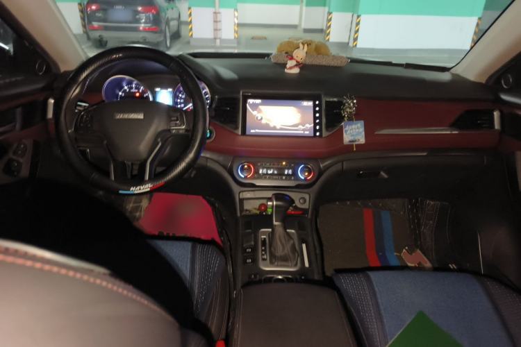 Used Haval H6 Coupe 2019 1.5T Automatic Two-Wheel Drive Ultra-Luxury Smart Connectivity Version China V Emission Standard Center Console