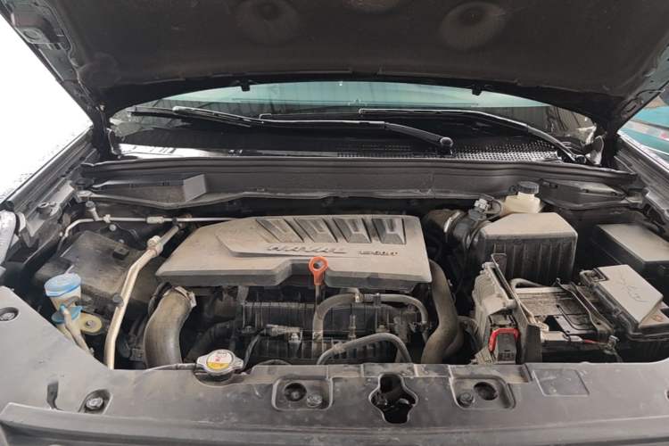 Used Haval H6 Coupe 2019 1.5T Automatic Two-Wheel Drive Luxury Smart Connectivity Version China VI Standard Engine Bay