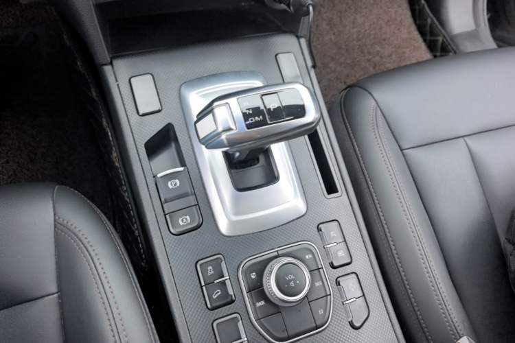 Used Haval H6 Coupe 2019 1.5T Automatic Two-Wheel Drive Luxury Smart Connectivity Version China VI Standard Gear Lever