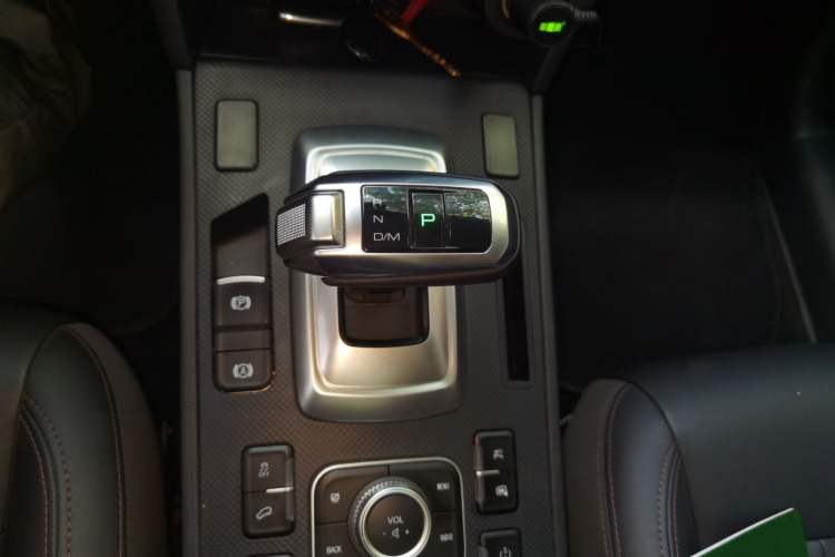Used Haval H6 Coupe 2019 1.5T Automatic Two-Wheel Drive Ultra-Luxury Smart Connectivity Model China VI Standard Gear Lever