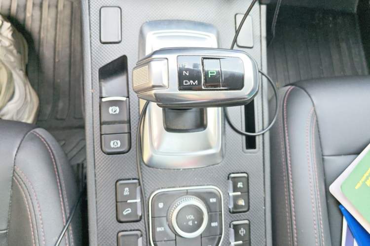 Used Haval H6 Coupe 2019 1.5T Automatic Two-Wheel Drive Luxury Smart Connectivity Version China VI Standard Gear Lever