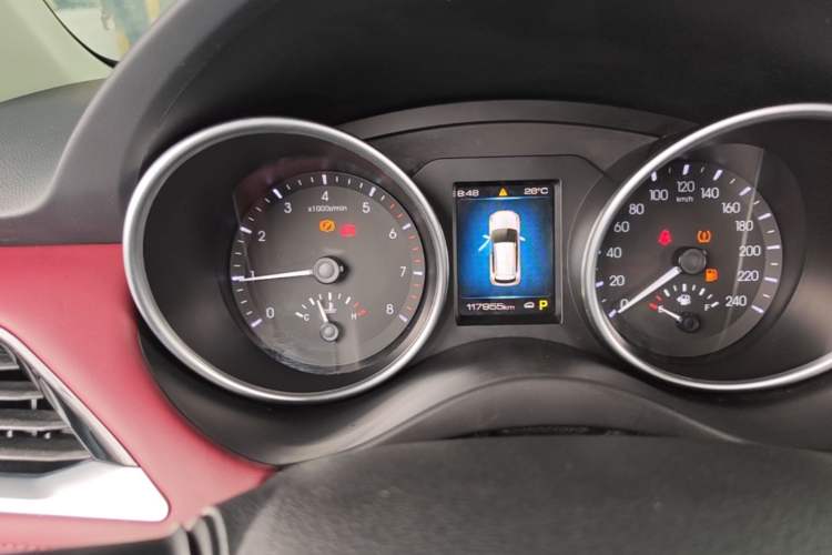 Used Haval H6 Coupe 2019 1.5T Automatic Two-Wheel Drive Luxury Smart Connectivity Version China VI Standard Instrument Cluster