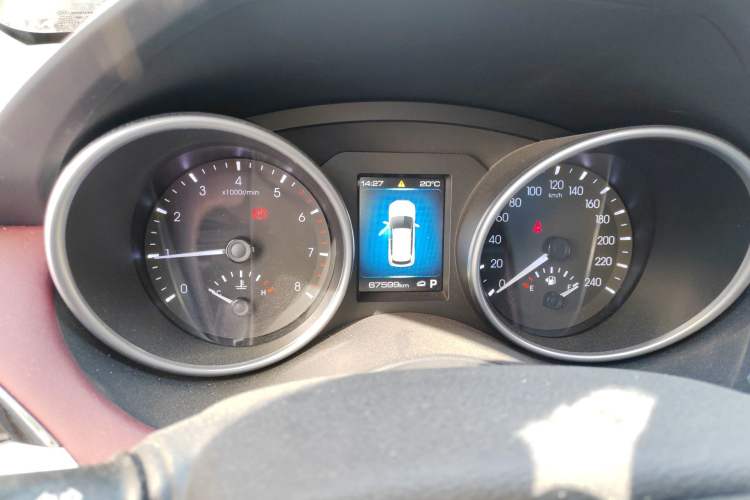 Used Haval H6 Coupe 2019 1.5T Automatic Two-Wheel Drive Luxury Smart Connectivity Version China VI Standard Instrument Cluster