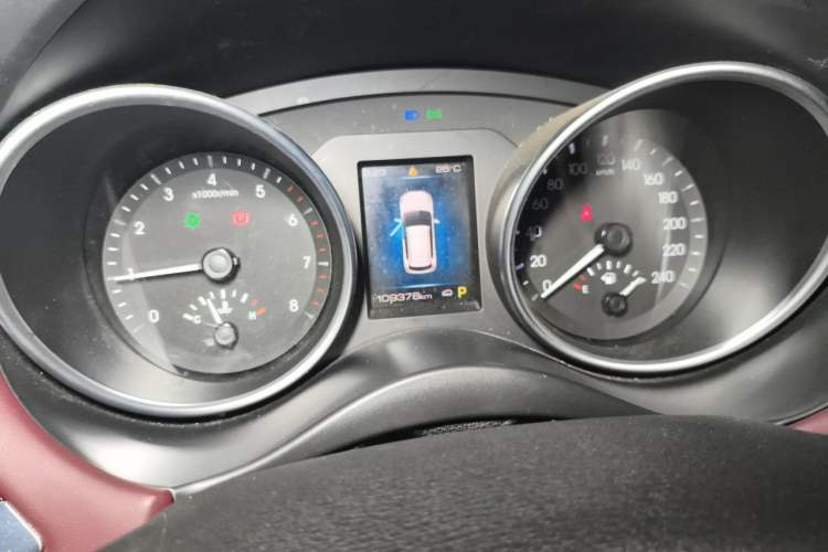 Used Haval H6 Coupe 2019 1.5T Automatic Two-Wheel Drive Luxury Smart Connectivity Version China VI Standard Instrument Cluster