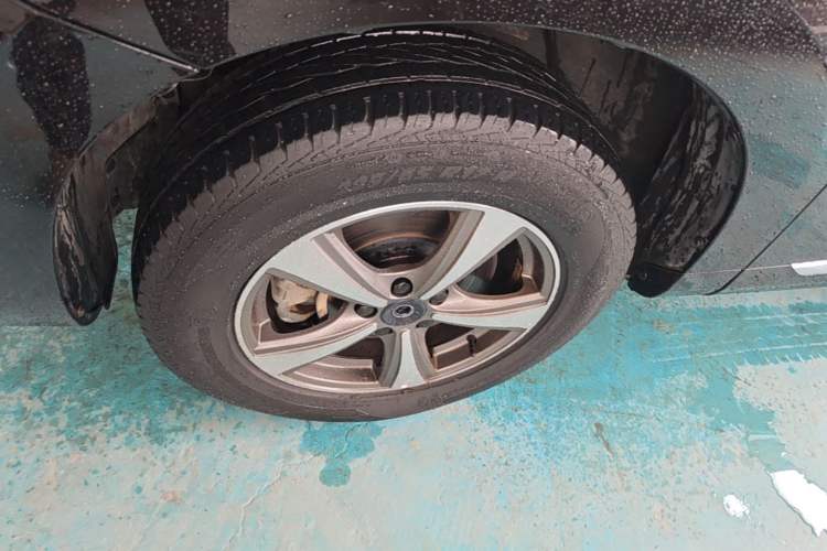Used Haval H6 Coupe 2019 1.5T Automatic Two-Wheel Drive Luxury Smart Connectivity Version China VI Standard Left Front Wheel Hub