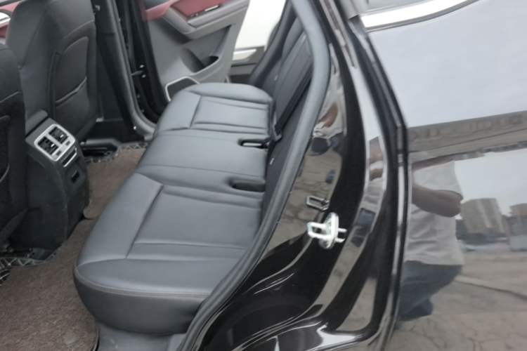 Used Haval H6 Coupe 2019 1.5T Automatic Two-Wheel Drive Luxury Smart Connectivity Version China VI Standard Left Rear Seat