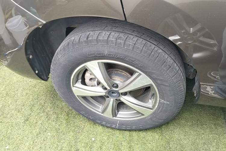 Used Haval H6 Coupe 2019 1.5T Automatic Two-Wheel Drive Luxury Smart Connectivity Version China VI Standard Right Rear Wheel Hub