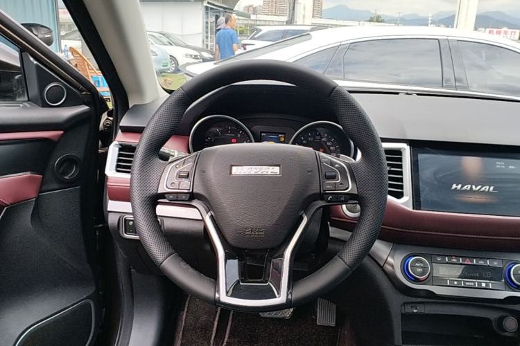 Used Haval H6 Coupe 2019 1.5T Automatic Two-Wheel Drive Luxury Smart Connectivity Version China VI Standard Steering Wheel
