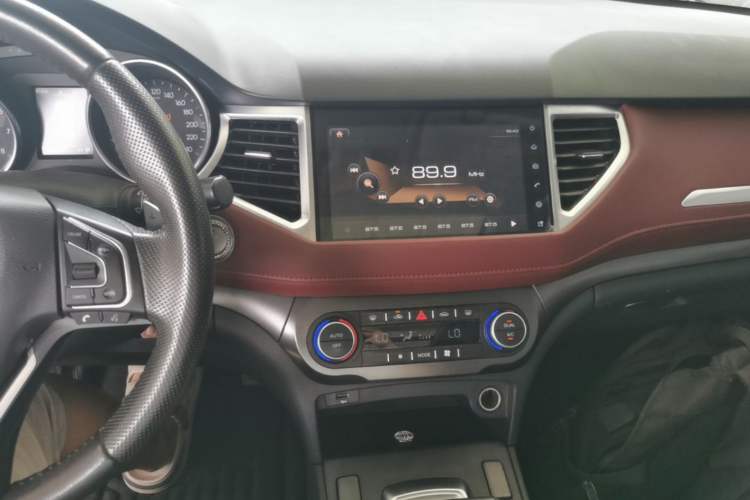 Used Haval H6 Coupe 2019 1.5T Automatic Two-Wheel Drive Elite Version China VI Standard Audio And AC Panel