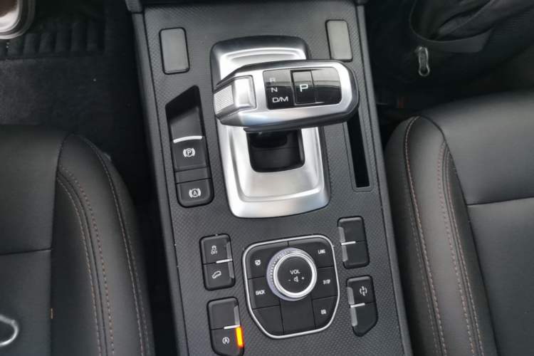 Used Haval H6 Coupe 2019 1.5T Automatic Two-Wheel Drive Elite Version China VI Standard Gear Lever