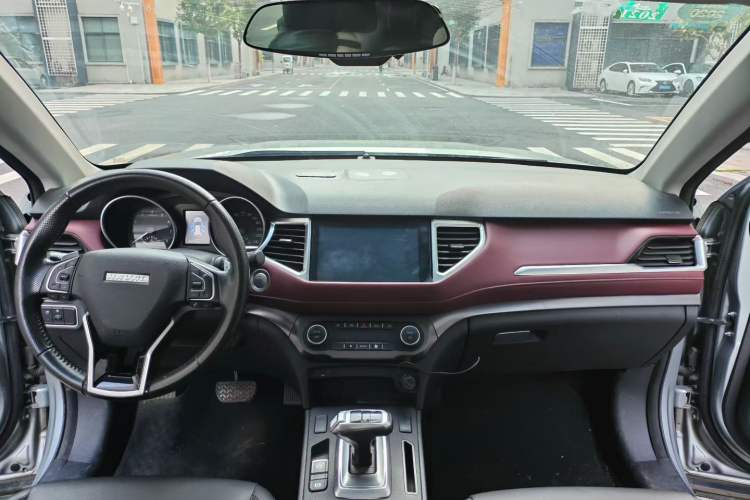Used Haval H6 Coupe 2019 1.5T Automatic Two-Wheel Drive Luxury Smart Connectivity Version China VI Standard Interior 3
