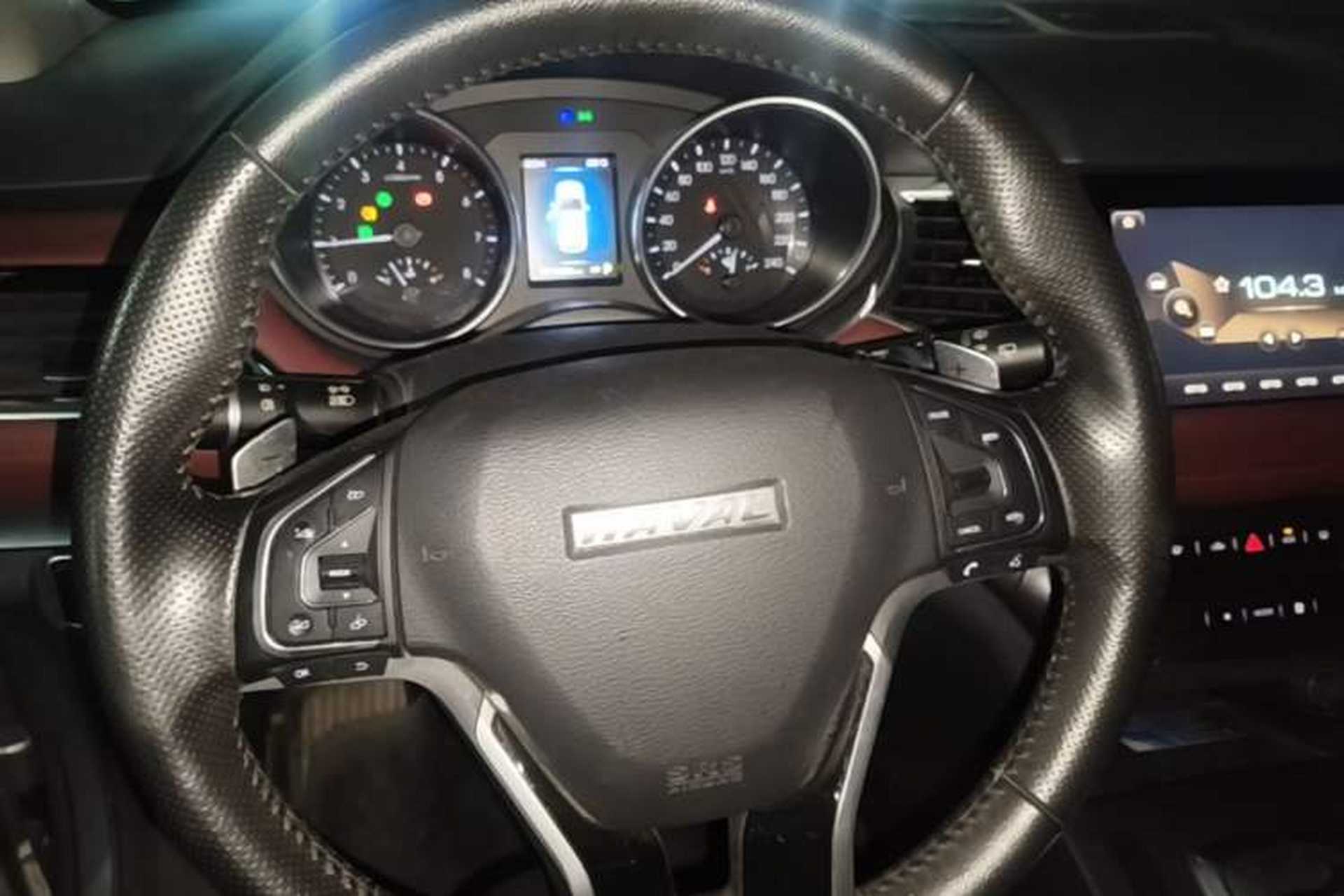 Used Haval H6 Coupe 2019 1.5T Automatic Two-Wheel Drive Luxury Smart Connectivity Version China VI Standard Steering Wheel