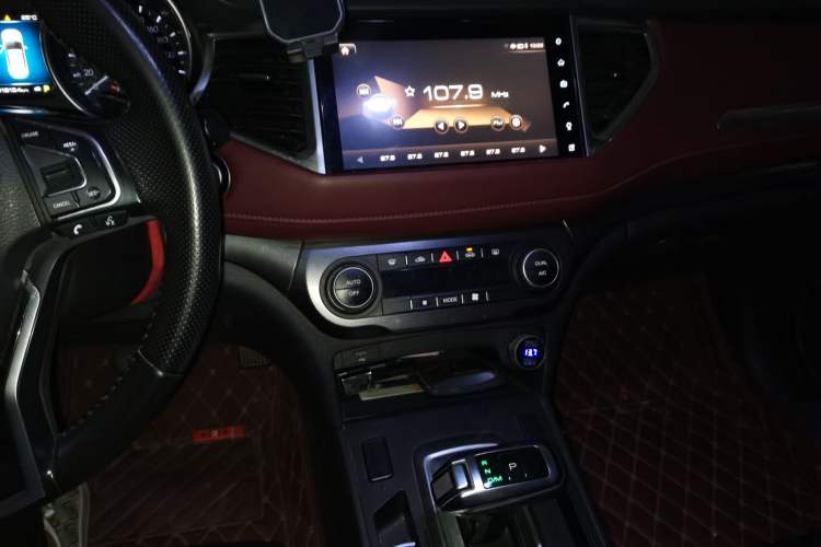 Used Haval H6 Coupe 2019 1.5T Automatic Two-Wheel Drive Luxury Smart Connectivity Version China VI Standard Audio And AC Panel