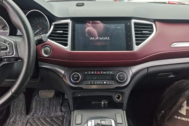 Used Haval H6 Coupe 2019 1.5T Automatic Two-Wheel Drive Luxury Smart Connectivity Version China VI Standard Audio And AC Panel