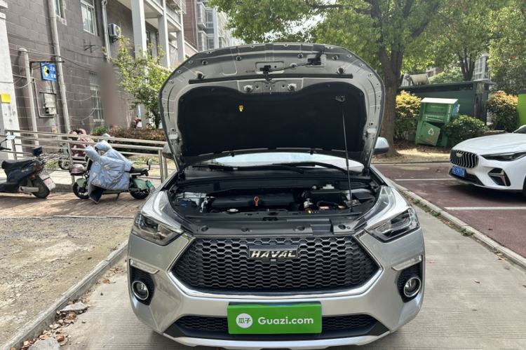 Used Haval H6 Coupe 2019 1.5T Automatic Two-Wheel Drive Elite Version China VI Standard Engine Bay