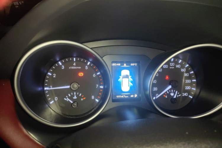 Used Haval H6 Coupe 2019 1.5T Automatic Two-Wheel Drive Luxury Smart Connectivity Version China VI Standard Instrument Cluster