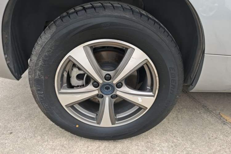 Used Haval H6 Coupe 2019 1.5T Automatic Two-Wheel Drive Luxury Smart Connectivity Version China VI Standard Right Rear Wheel Hub