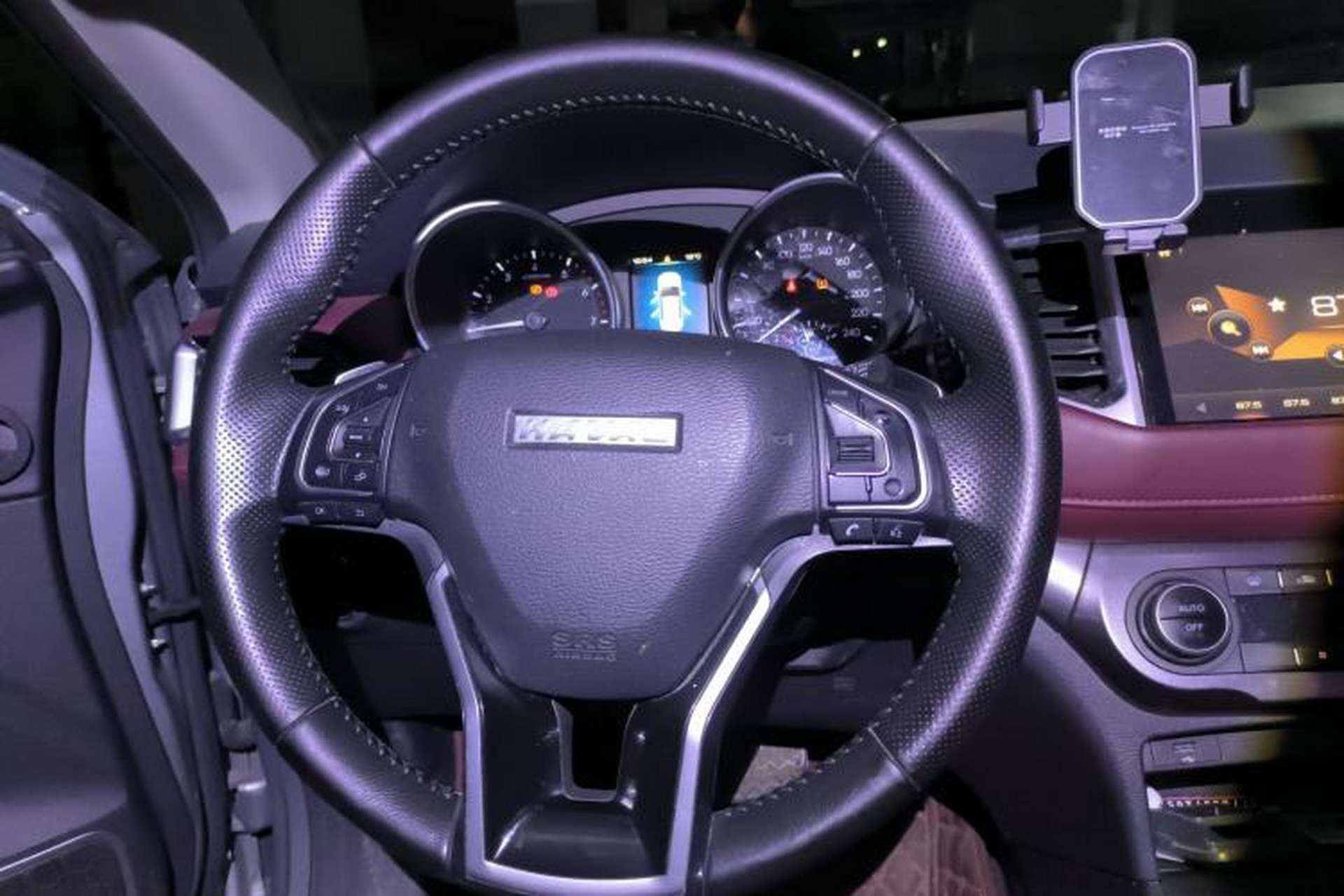 Used Haval H6 Coupe 2019 1.5T Automatic Two-Wheel Drive Luxury Smart Connectivity Version China VI Standard Steering Wheel