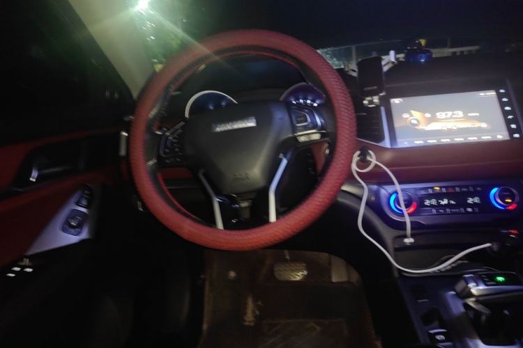 Used Haval H6 Coupe 2019 1.5T Automatic Two-Wheel Drive Luxury Smart Connectivity Version China VI Standard Steering Wheel