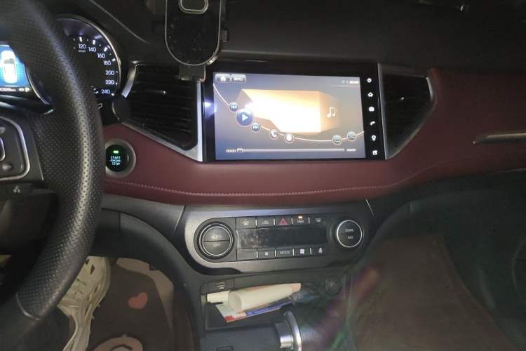 Used Haval H6 Coupe 2019 1.5T Automatic Two-Wheel Drive Luxury Smart Connectivity Version China V Standard Audio And AC Panel