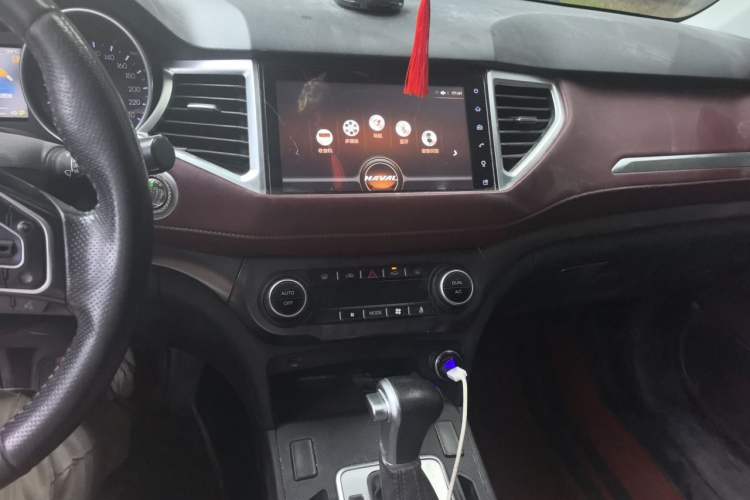 Used Haval H6 Coupe 2019 1.5T Automatic Two-Wheel Drive Luxury Smart Connectivity Version China V Standard Audio And AC Panel