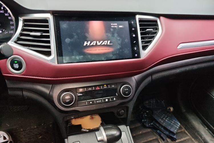 Used Haval H6 Coupe 2019 1.5T Automatic Two-Wheel Drive Ultra-Luxury Smart Connectivity Version China V Emission Standard Audio And AC Panel