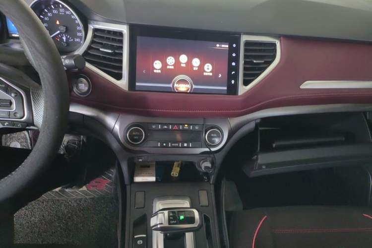 Used Haval H6 Coupe 2019 1.5T Automatic Two-Wheel Drive Luxury Smart Connectivity Version China VI Standard Audio And AC Panel