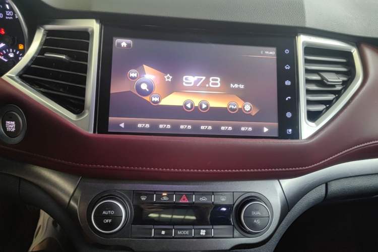 Used Haval H6 Coupe 2019 1.5T Automatic Two-Wheel Drive Elite Version China VI Standard Audio And AC Panel
