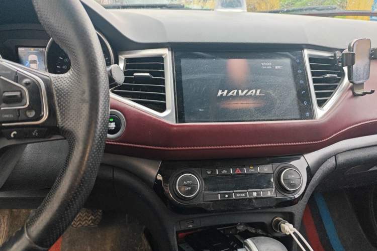 Used Haval H6 Coupe 2019 1.5T Automatic Two-Wheel Drive Luxury Smart Connectivity Version China V Standard Audio And AC Panel